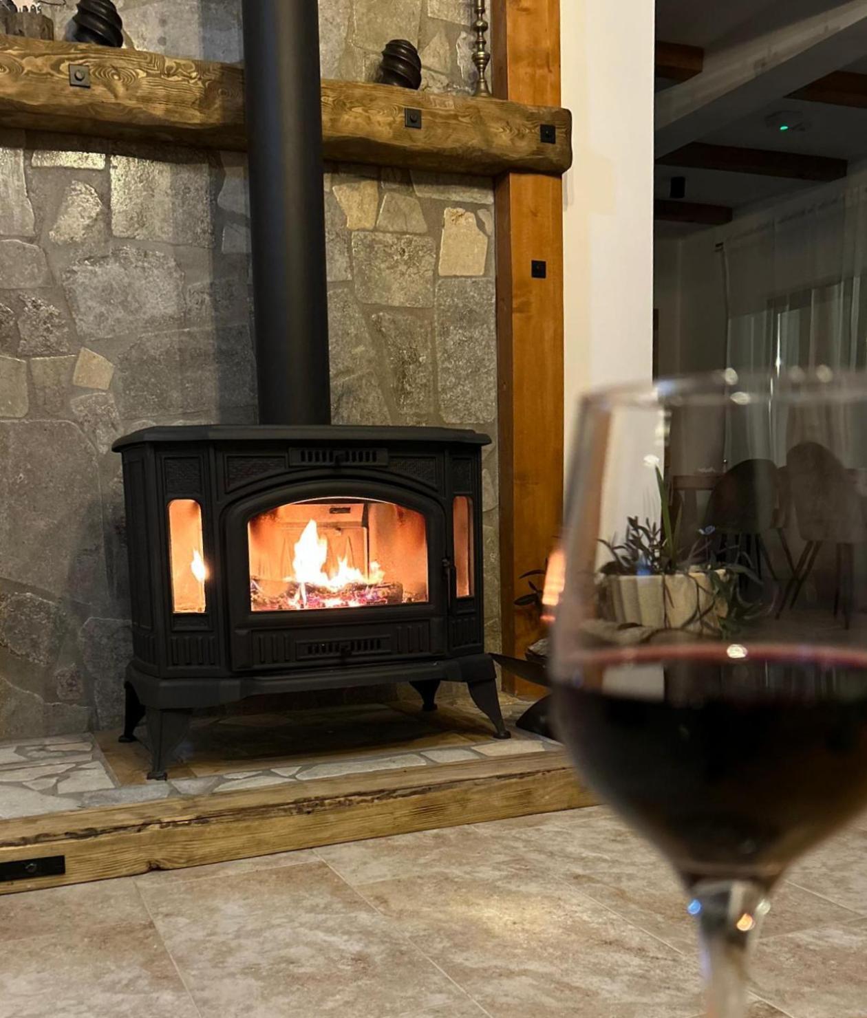 Tiarra Mountain Lodge 贝里斯 外观 照片