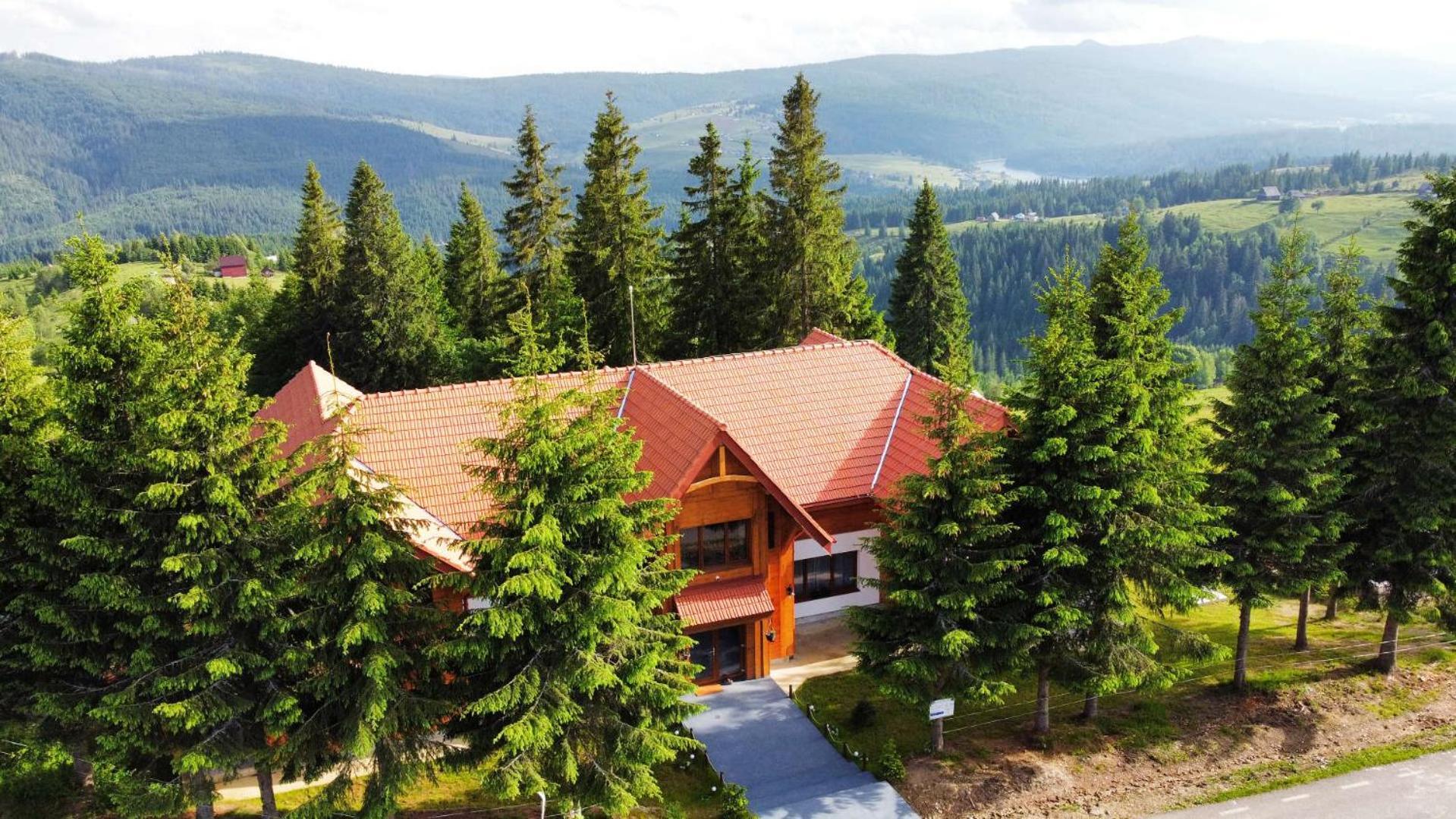 Tiarra Mountain Lodge 贝里斯 外观 照片