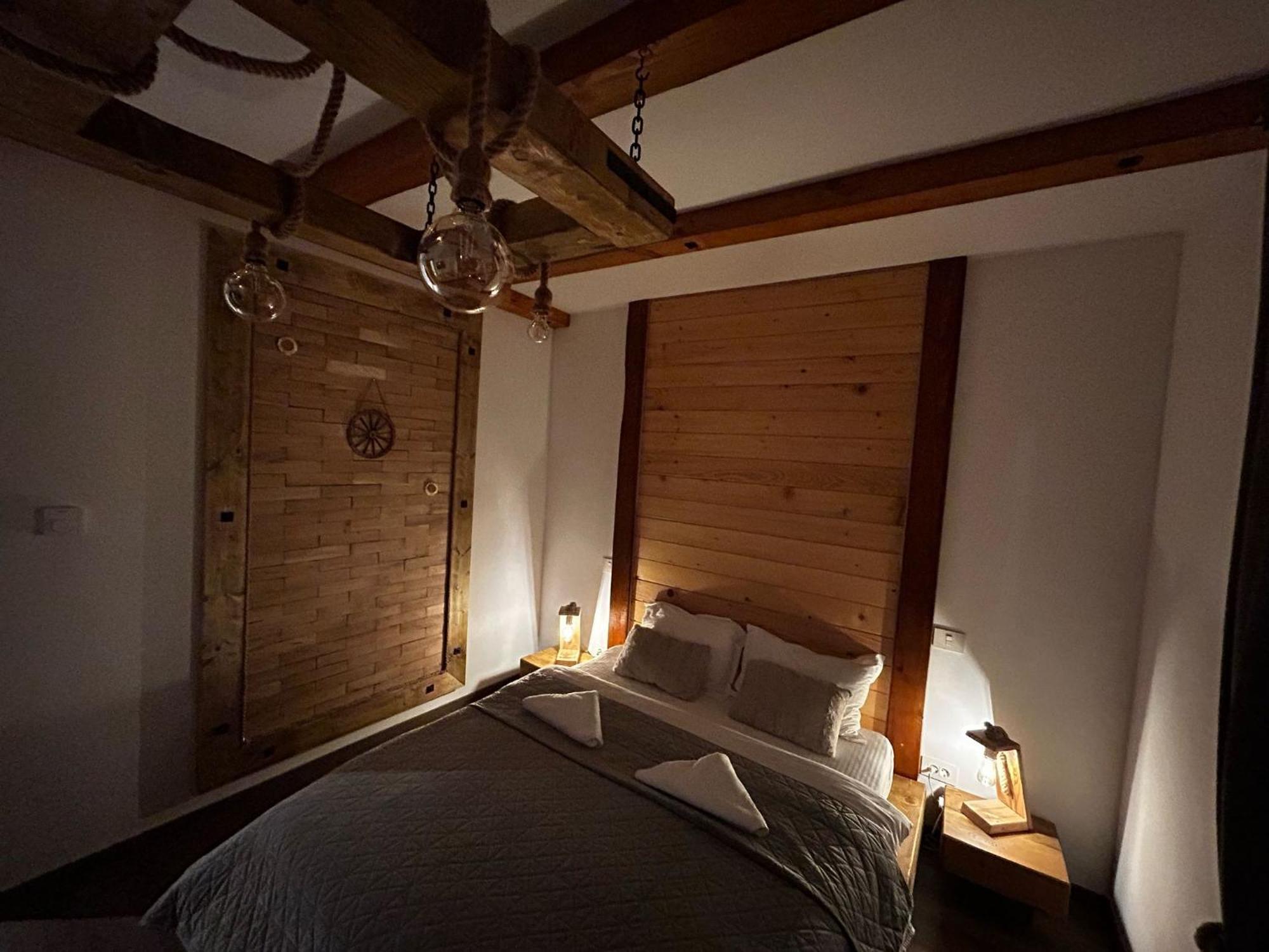 Tiarra Mountain Lodge 贝里斯 外观 照片